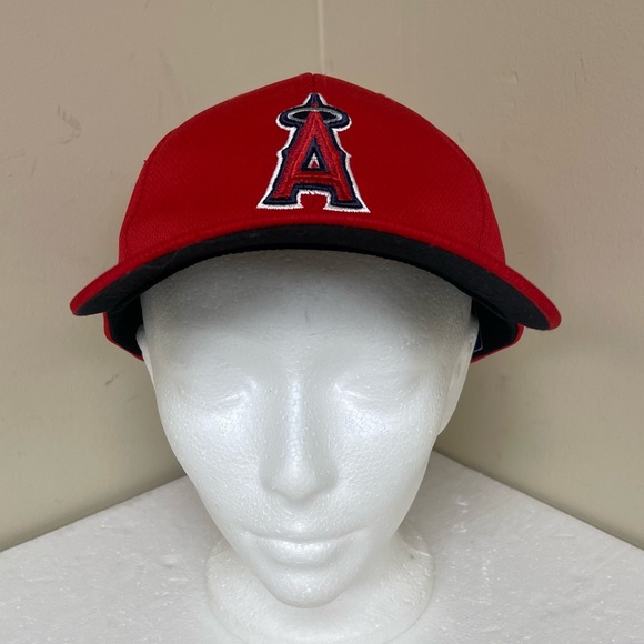 MLB Los Angeles Angles Adjustable Hat - Picture 1 of 5